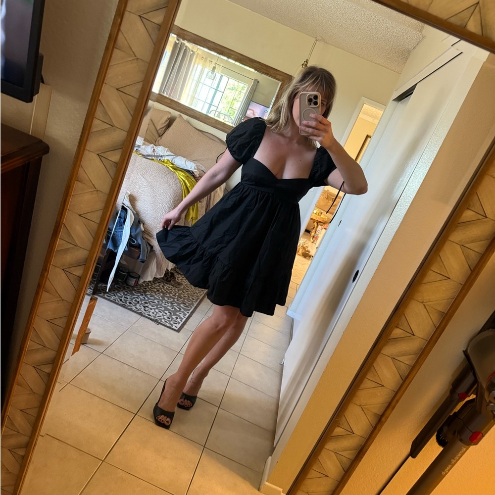 Structured Couture Inspired Black Puff Sleeve Min… - image 3